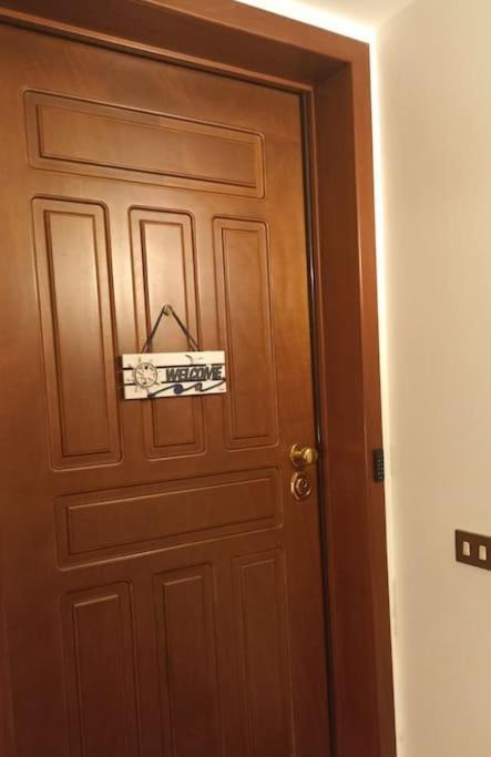 "Orchidea" Camera Privata Nell'Appartamento Condiviso Cagliari Exterior foto